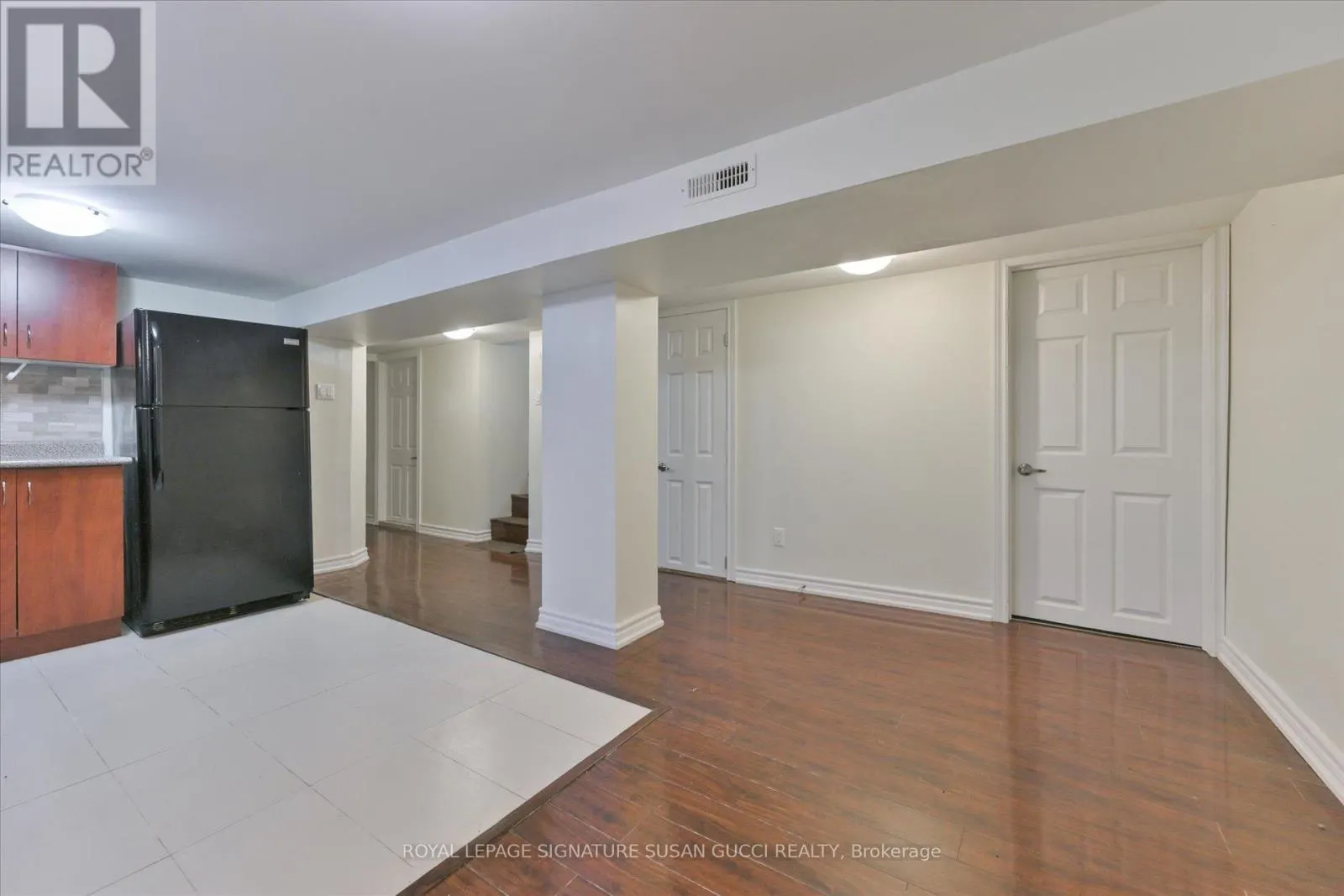 127 FURNIVAL ROAD