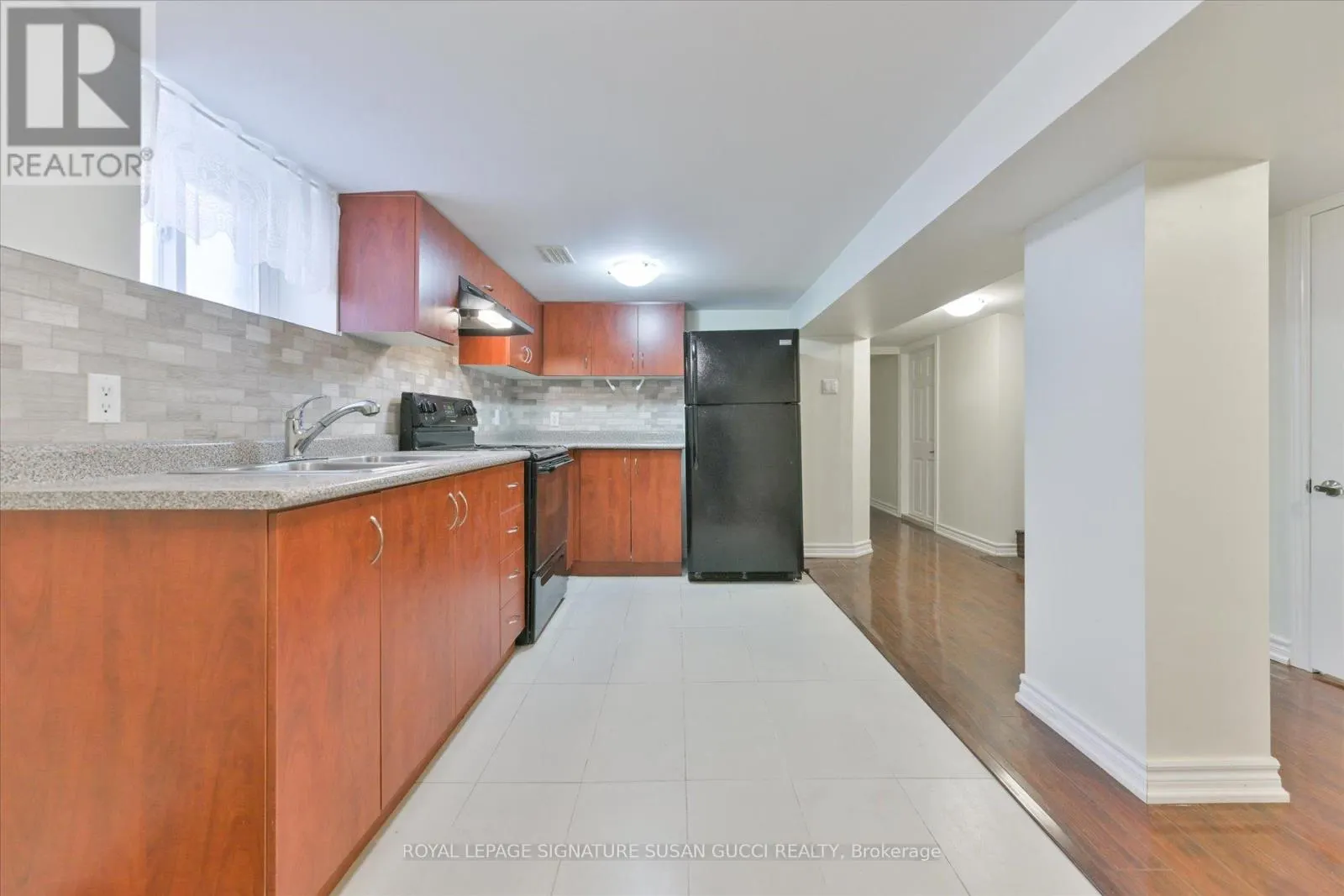 127 FURNIVAL ROAD