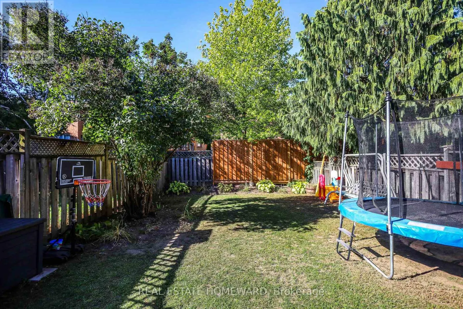 48 OLD COLONY DRIVE