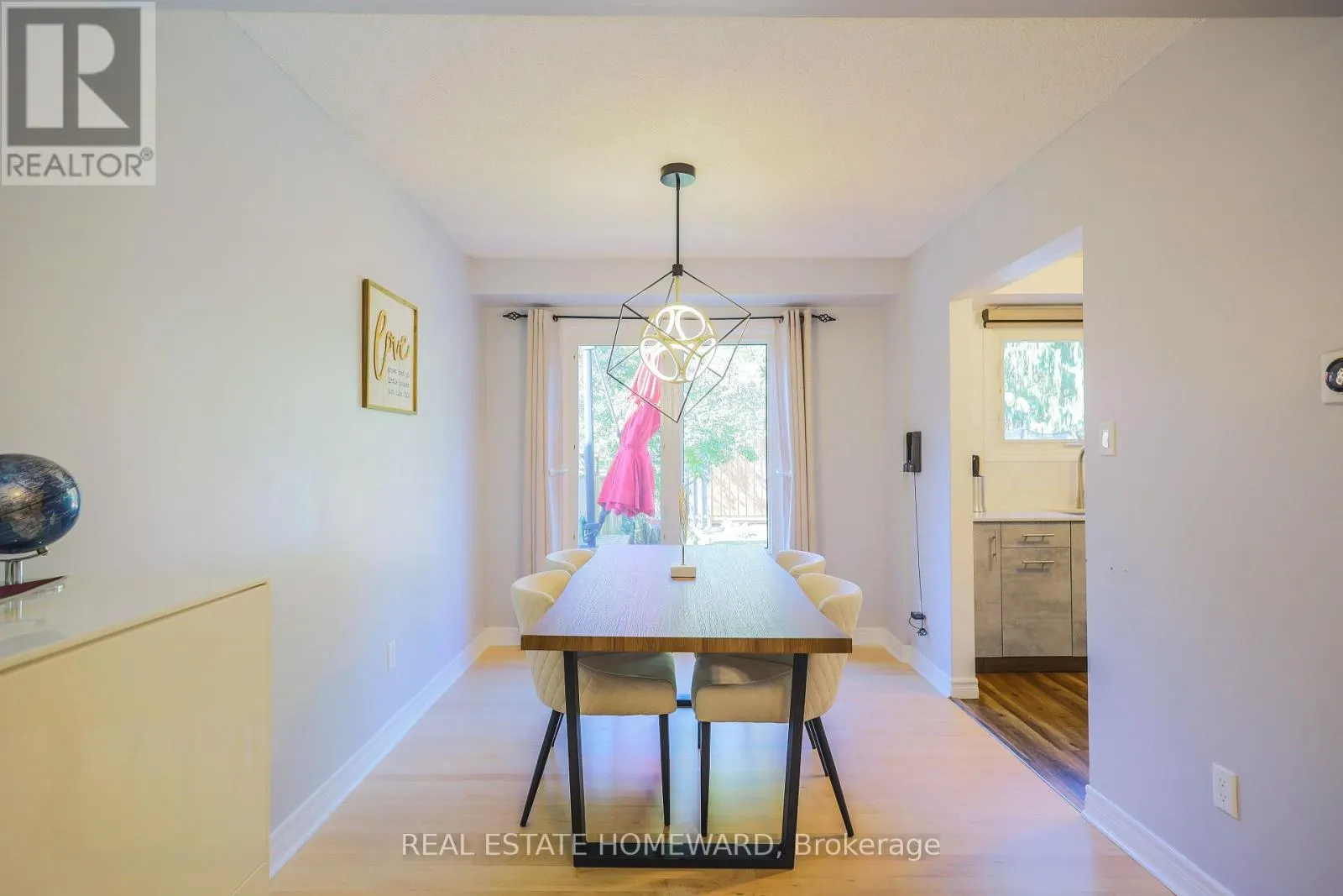 48 OLD COLONY DRIVE