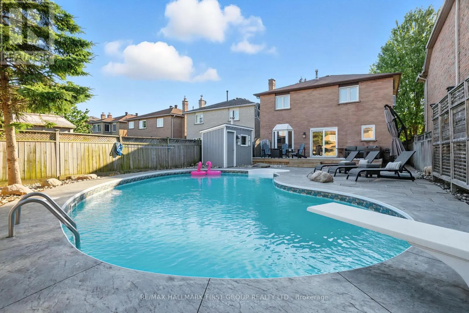 1509 STURGEON COURT