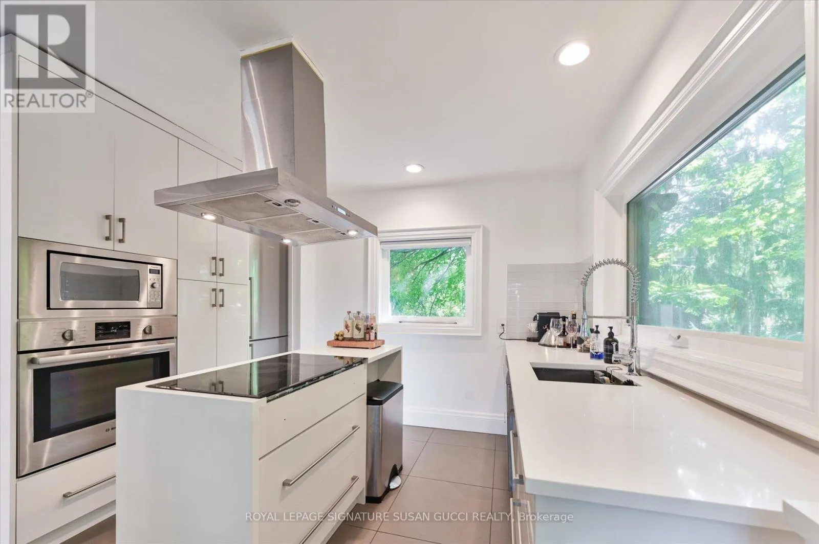 34 GLENWOOD CRESCENT