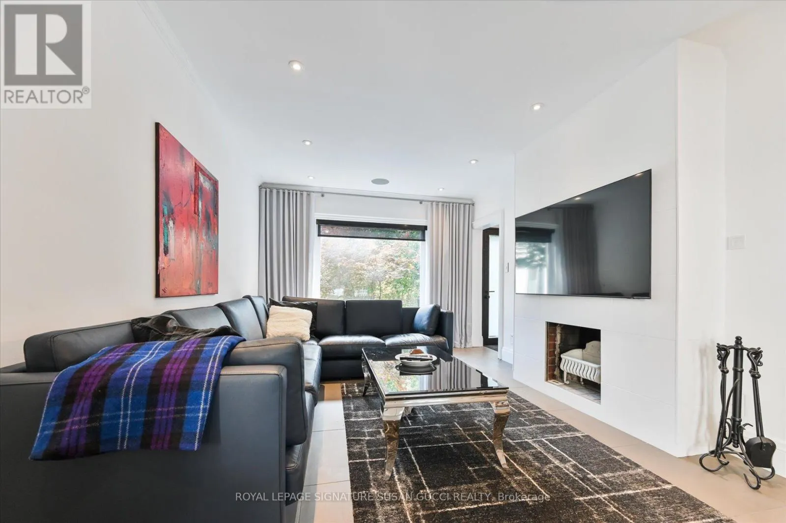 34 GLENWOOD CRESCENT