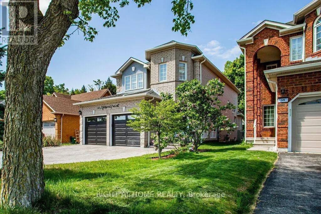 33 MARKWOOD CRESCENT