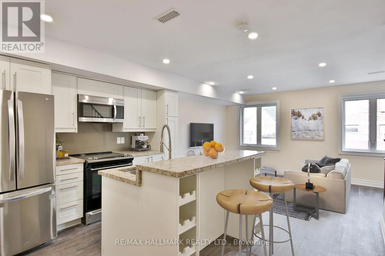 APT 1 - 795 BROADVIEW AVENUE