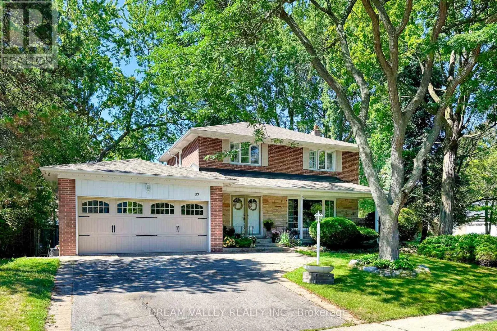 52 SOUTH MARINE DRIVE S