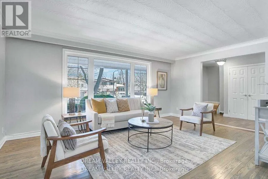 52 SOUTH MARINE DRIVE S