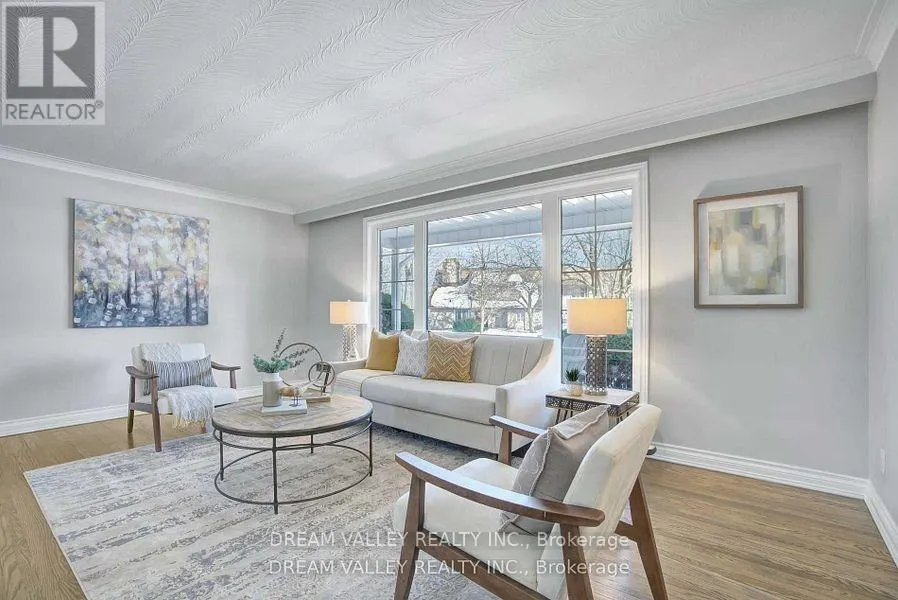 52 SOUTH MARINE DRIVE S