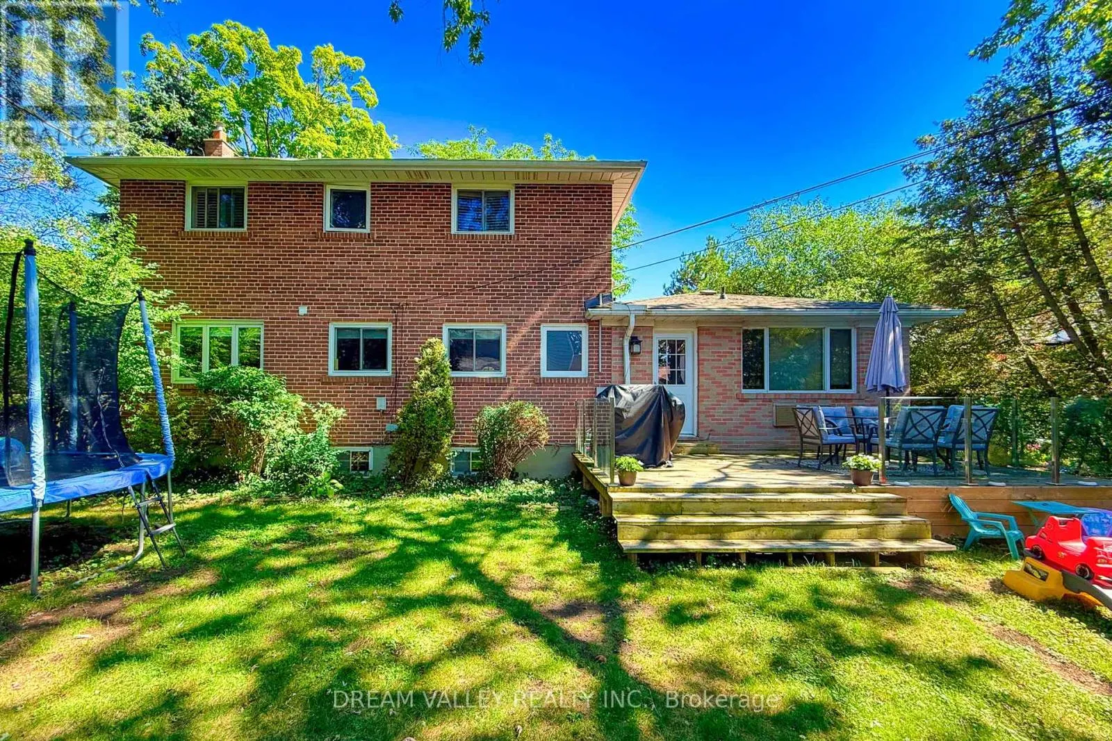 52 SOUTH MARINE DRIVE S