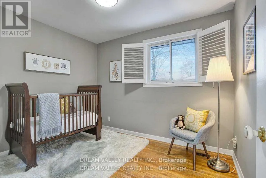 52 SOUTH MARINE DRIVE S