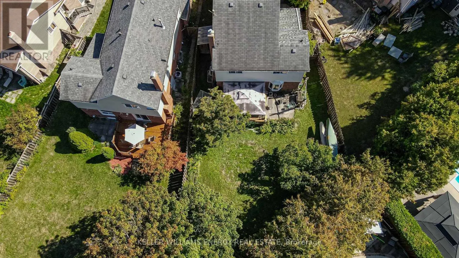 17 BARROW COURT