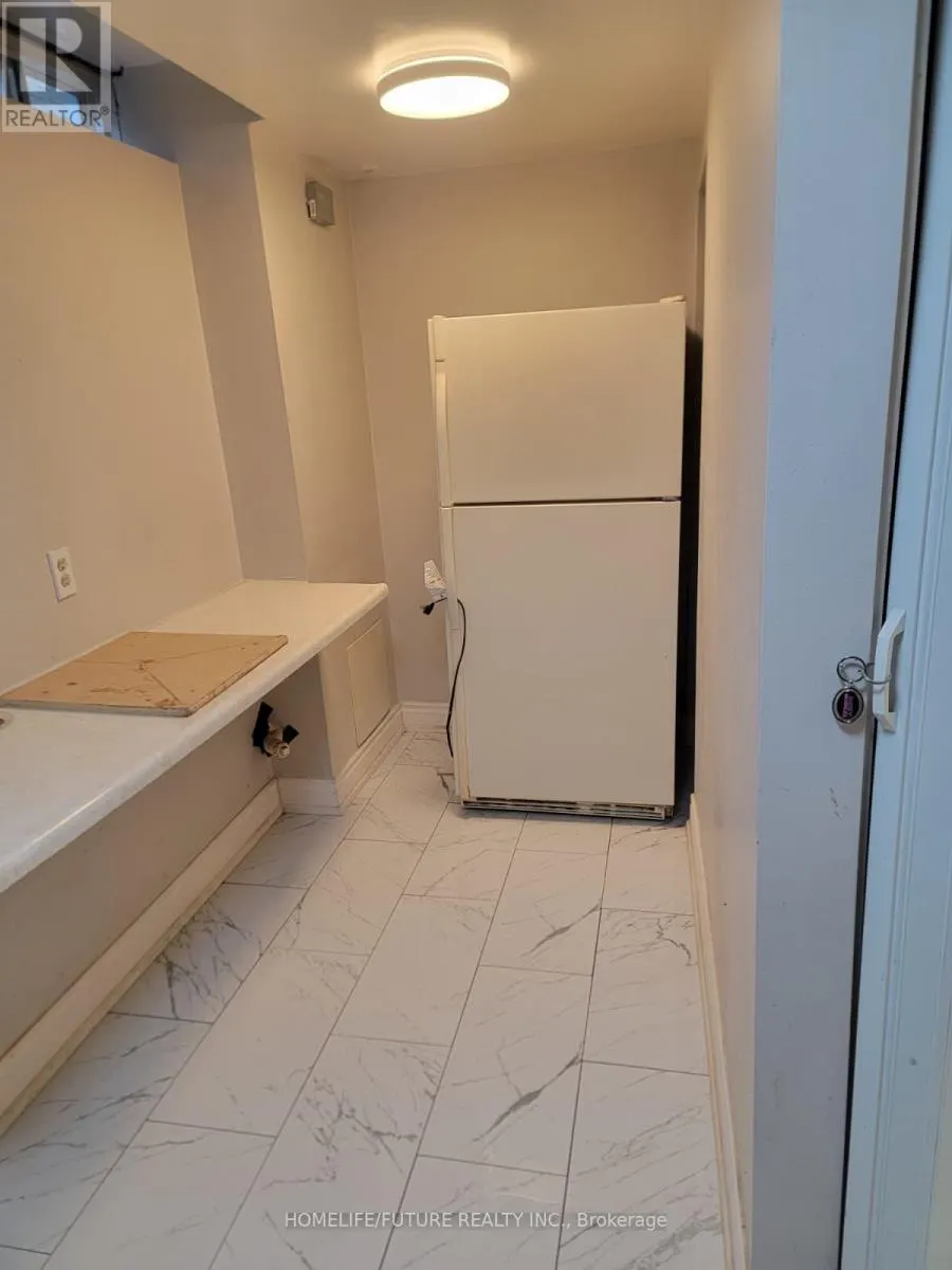 BSMT - 6 COURTLANDS DRIVE
