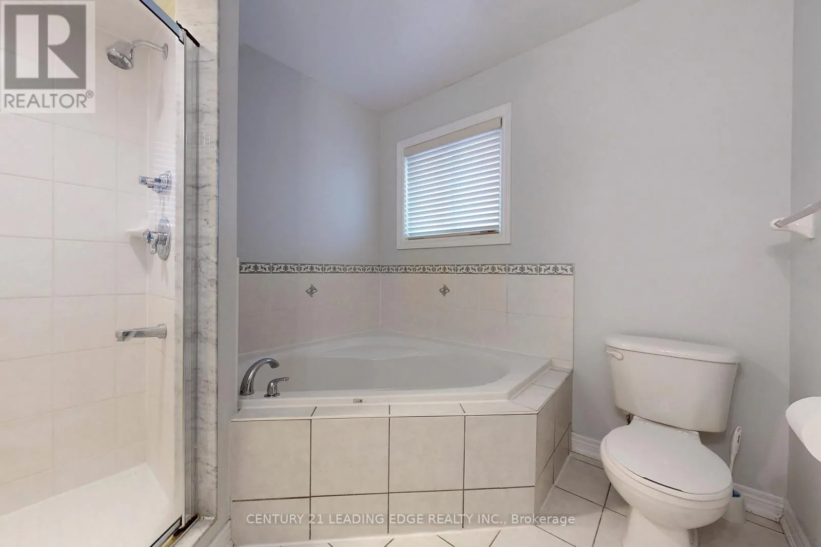 29 PARDON AVENUE