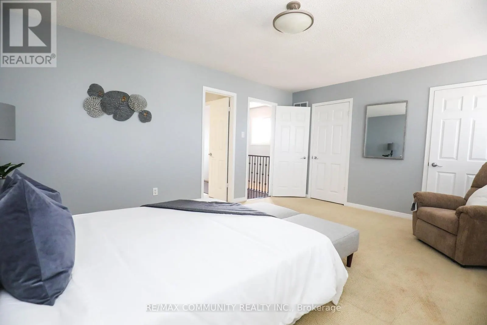 3 DURNESS AVENUE
