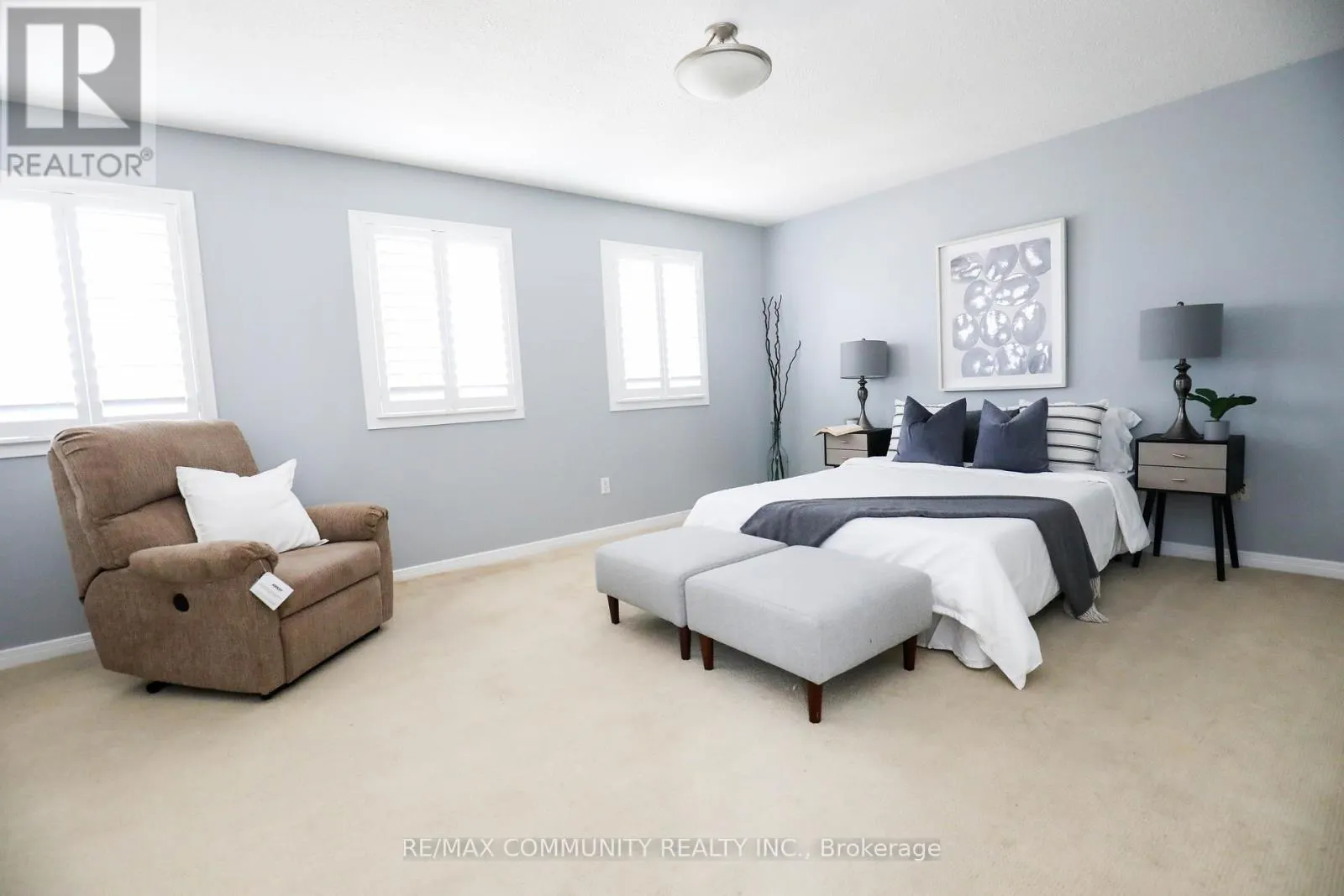 3 DURNESS AVENUE