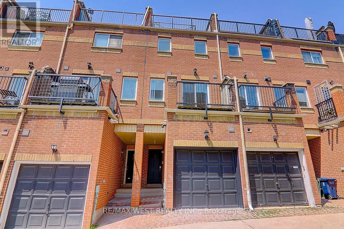 20 AZZARELLO LANE