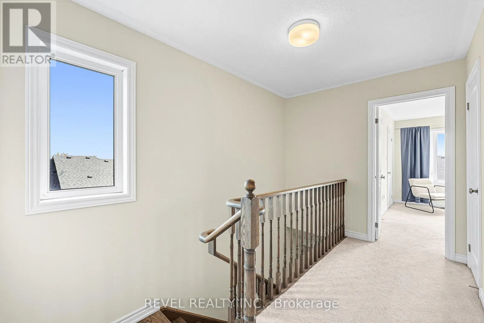 48 DOUET LANE
