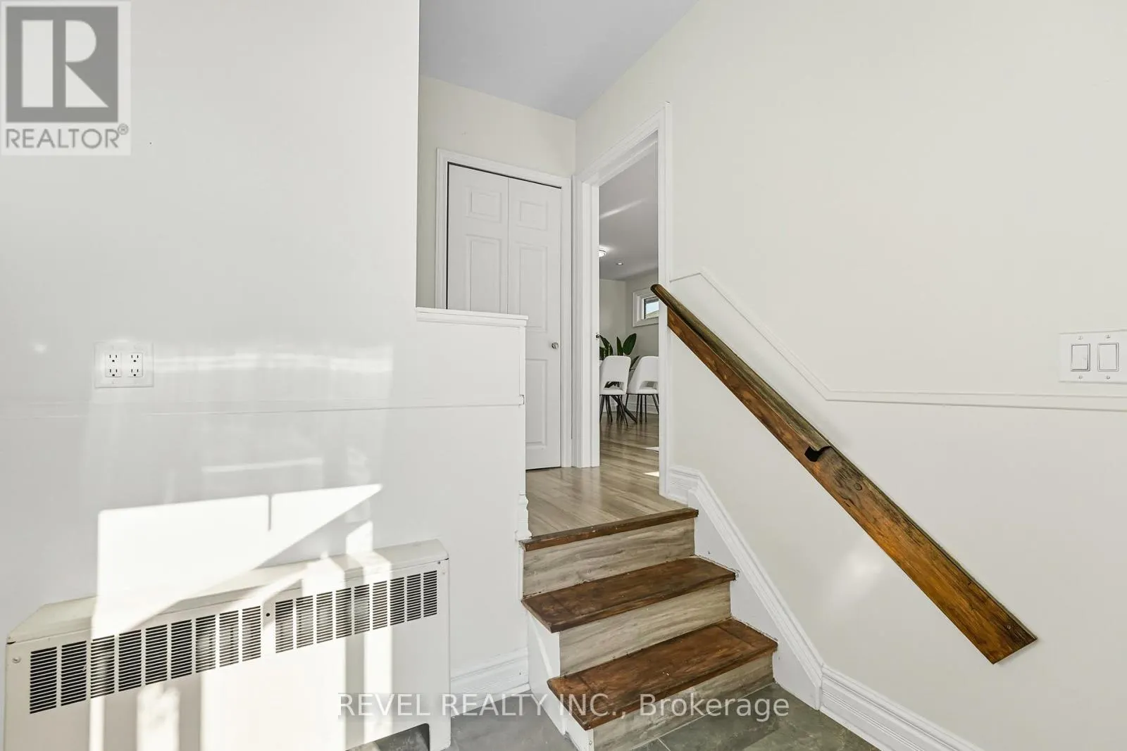 63 CROSLAND DRIVE
