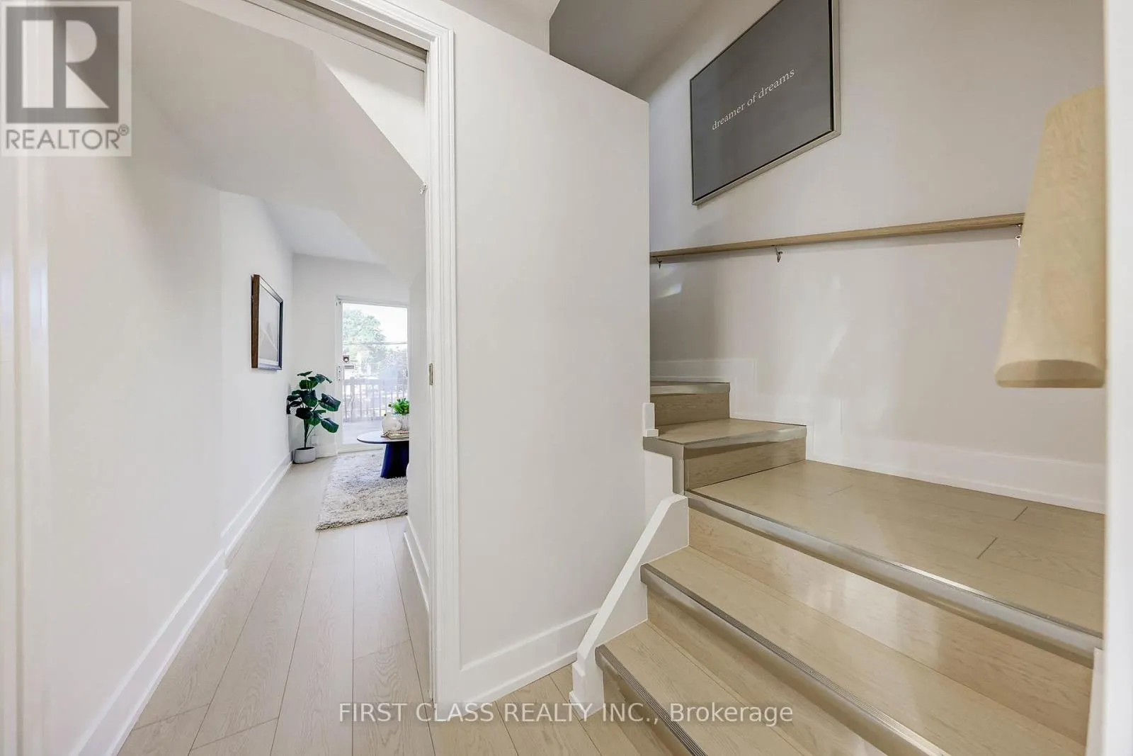 214 LINDEN AVENUE