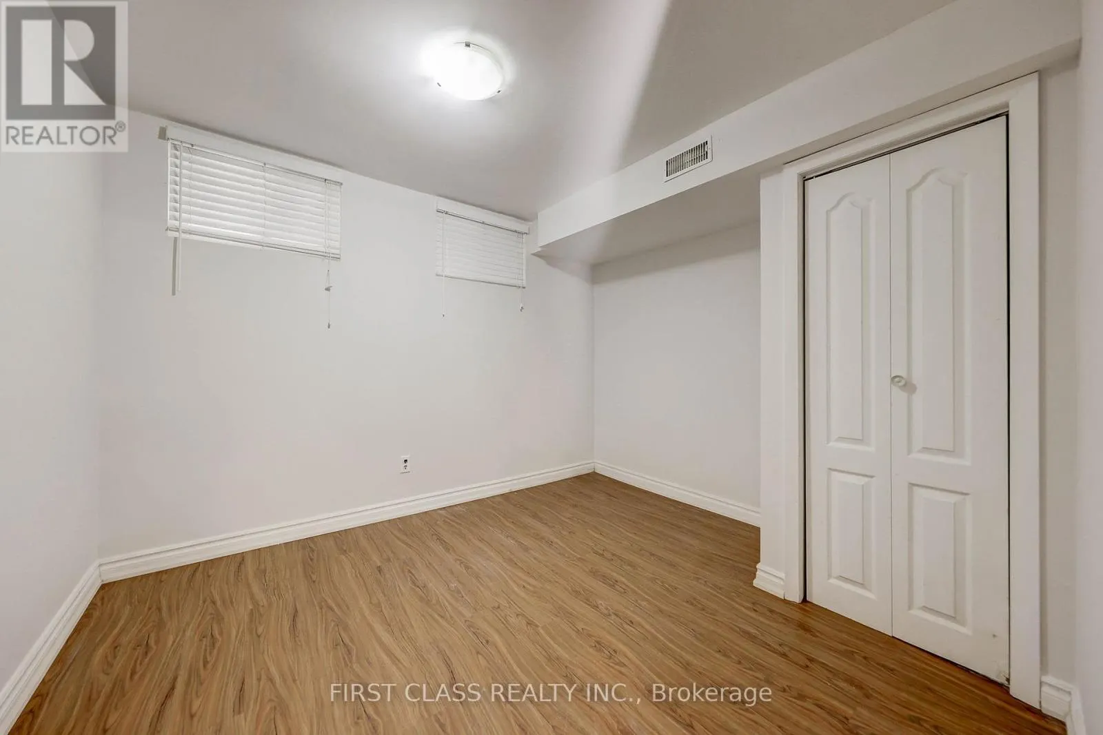 214 LINDEN AVENUE