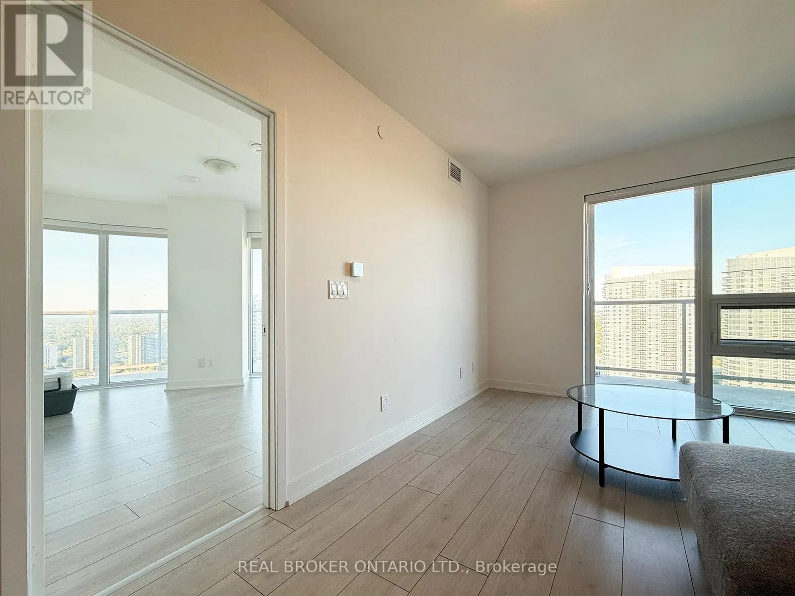 3705 - 2031 KENNEDY ROAD