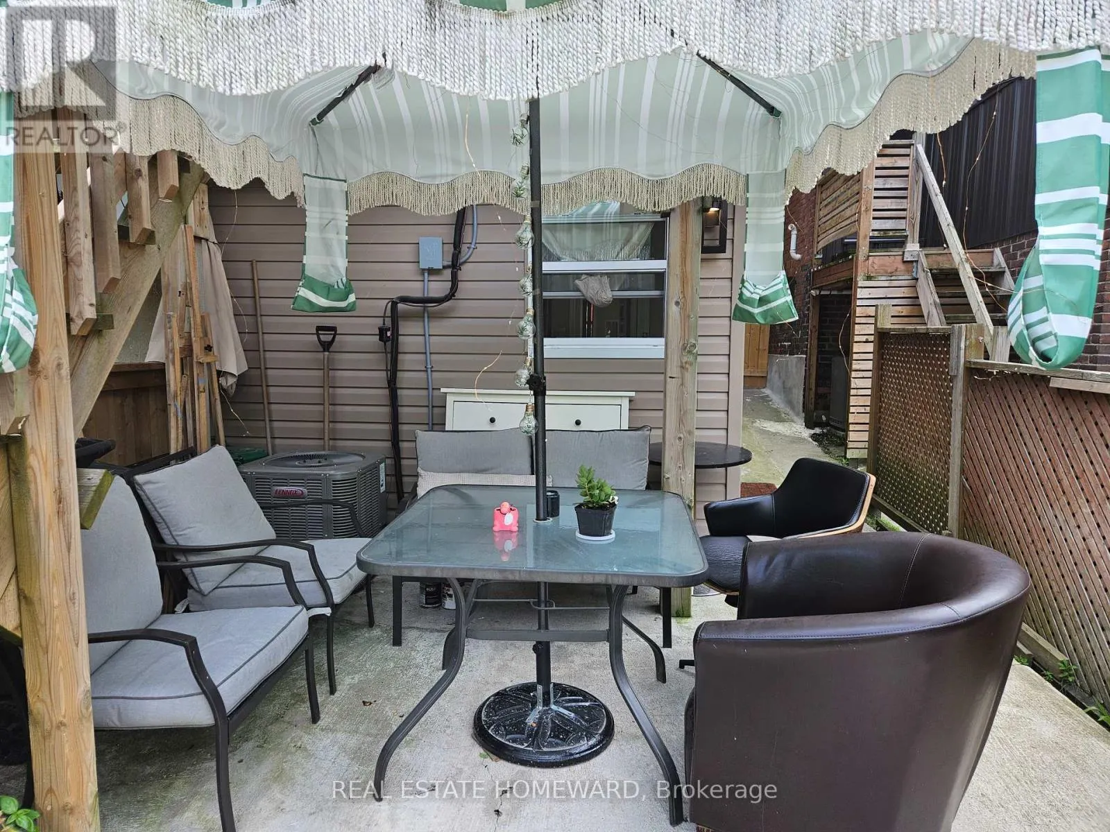 LOWER - 141 COXWELL AVENUE