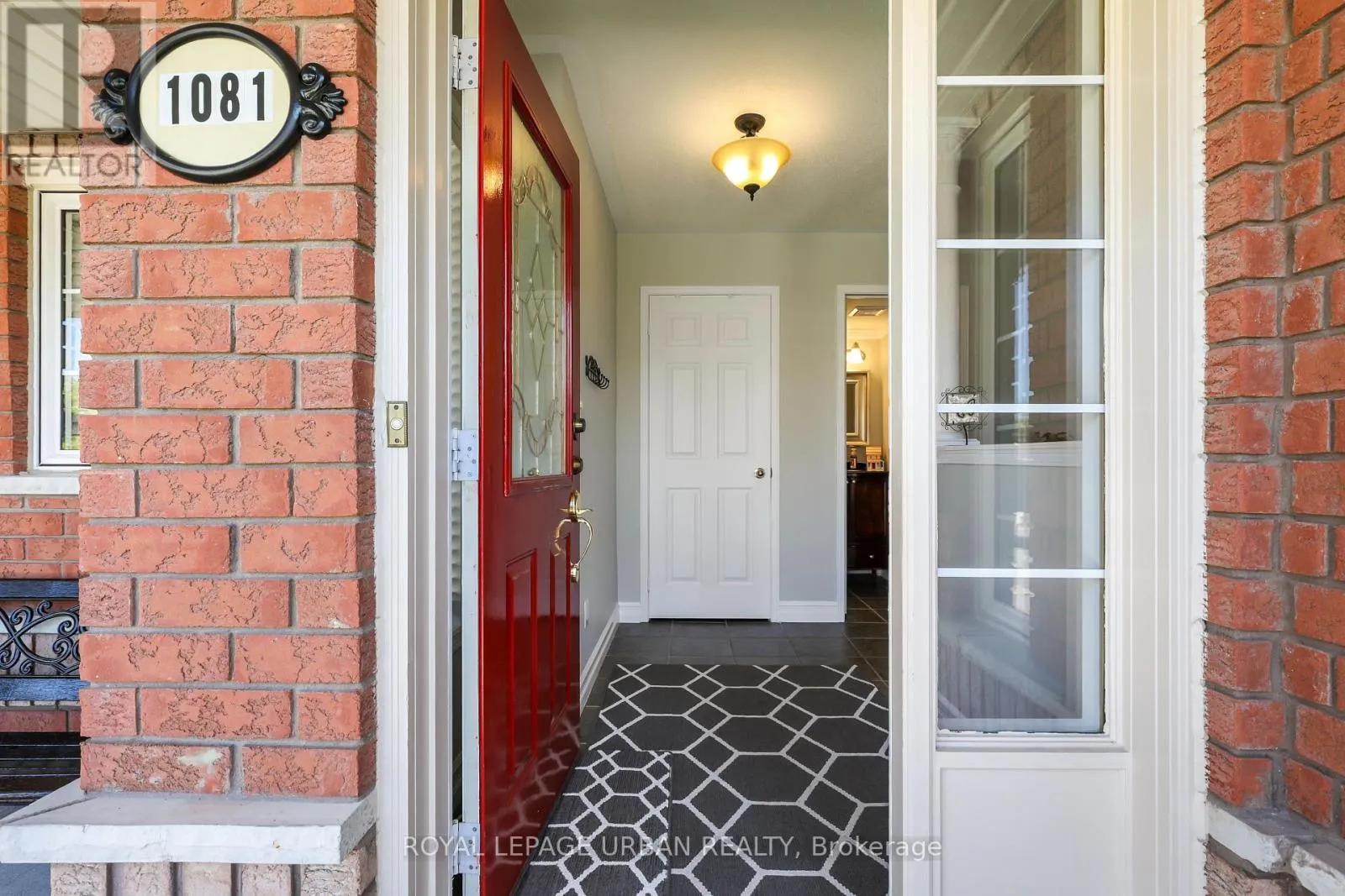 1081 KESWICK COURT