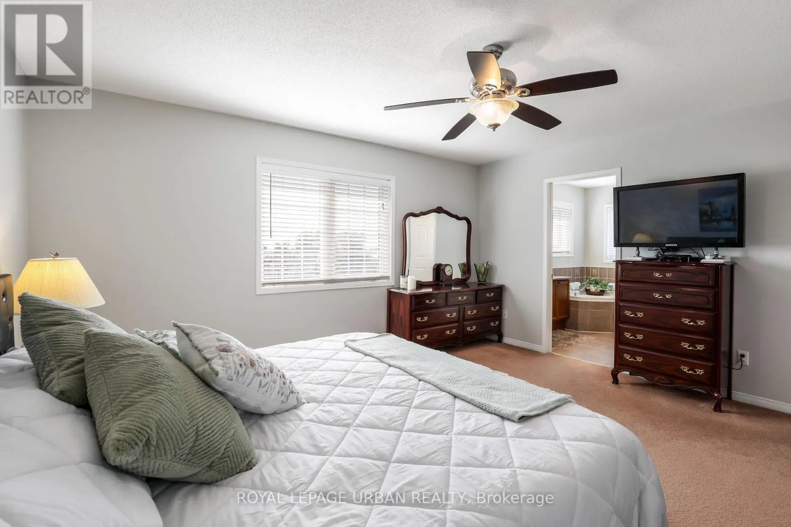 1081 KESWICK COURT