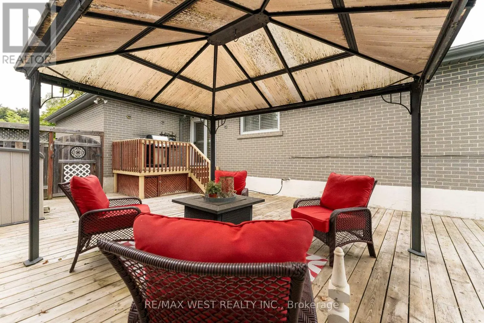 37 BLEDLOW MANOR DRIVE