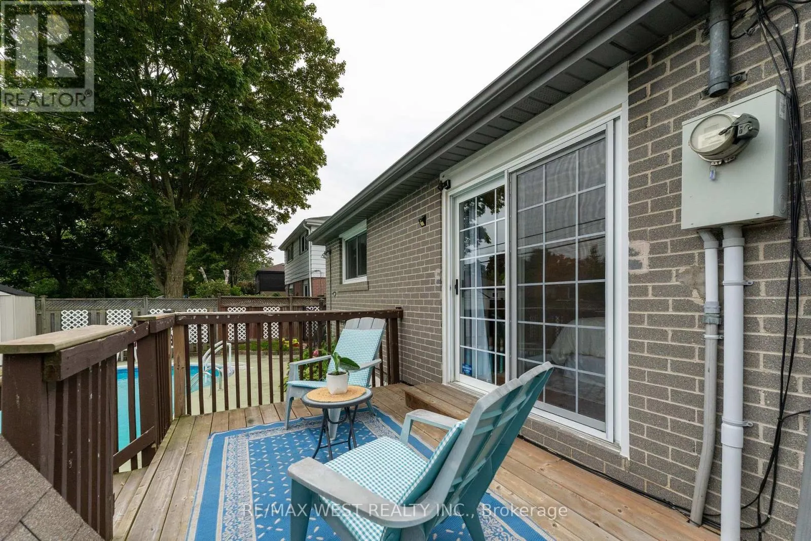 37 BLEDLOW MANOR DRIVE