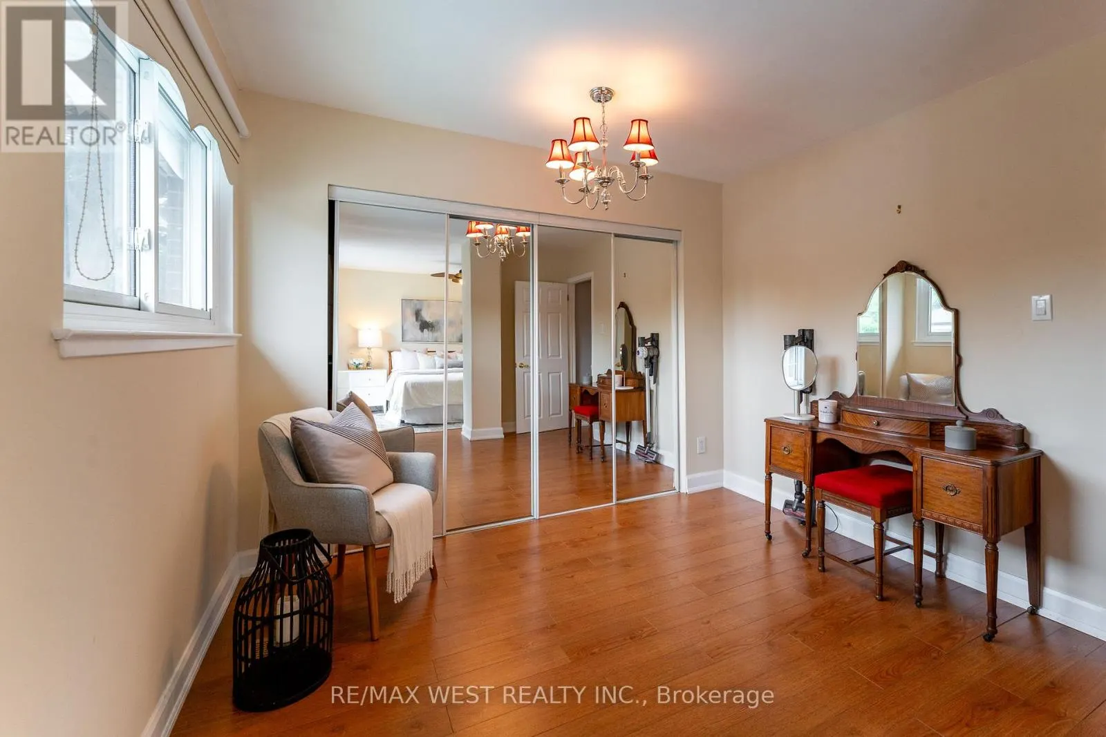 37 BLEDLOW MANOR DRIVE