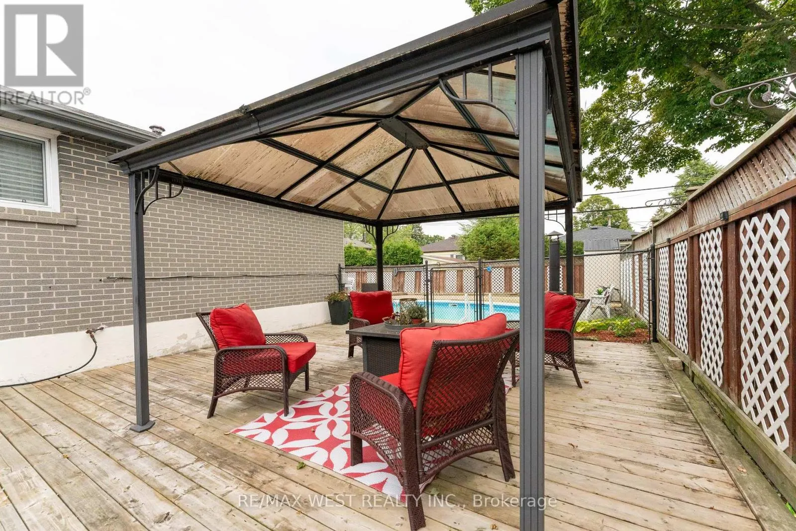 37 BLEDLOW MANOR DRIVE