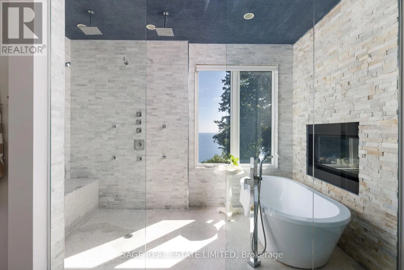 79 FISHLEIGH DRIVE