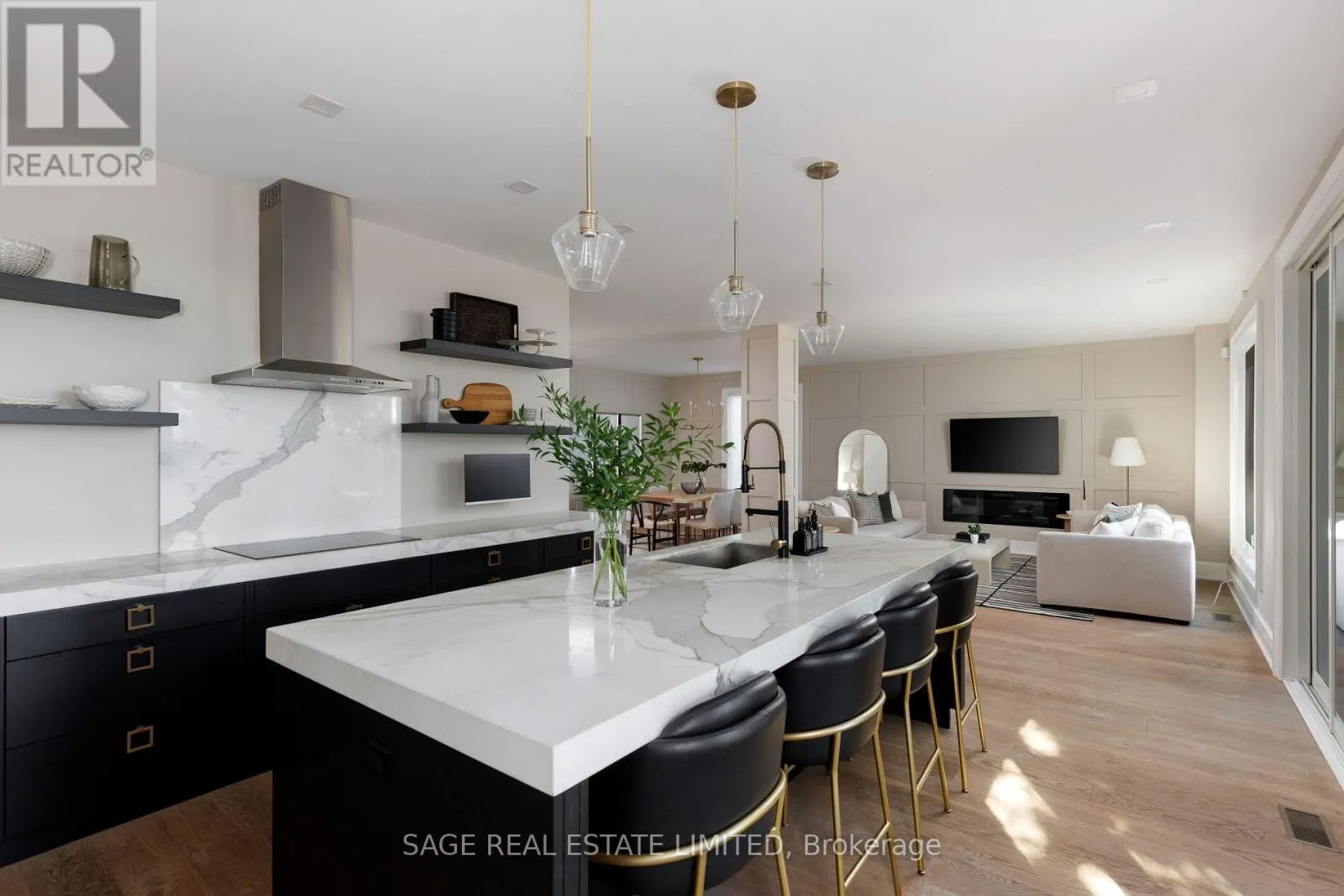 79 FISHLEIGH DRIVE