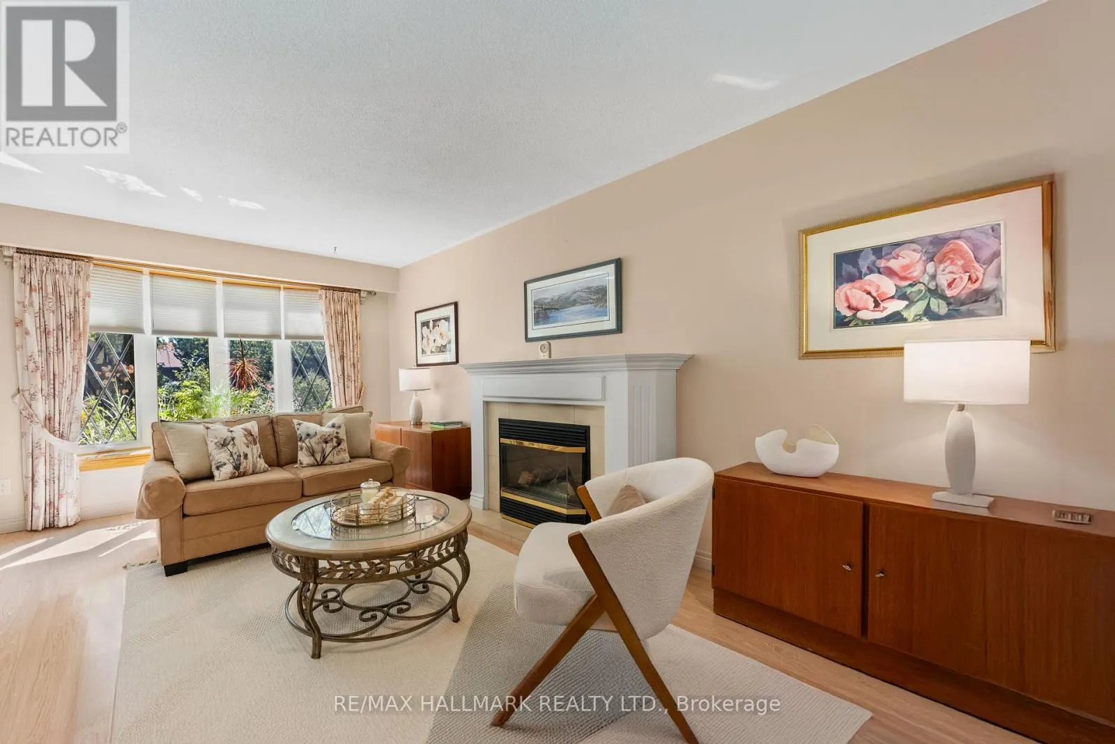 65 TUDOR GLEN CRESCENT