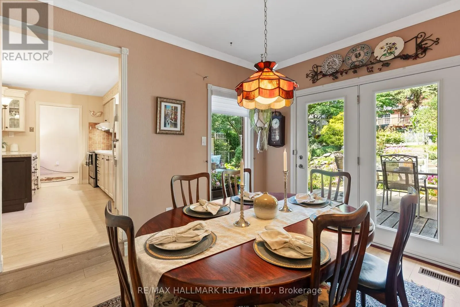 65 TUDOR GLEN CRESCENT