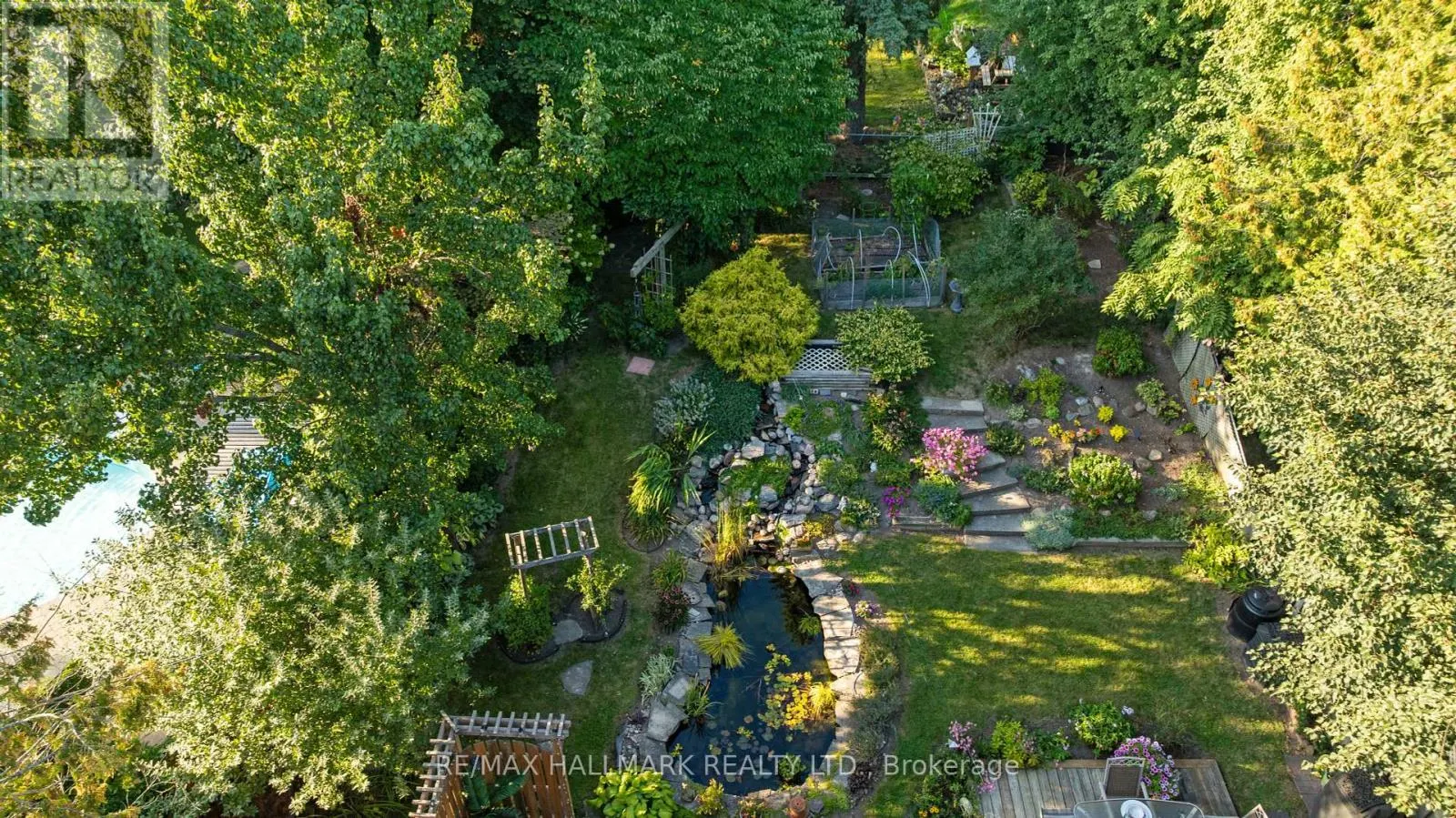 65 TUDOR GLEN CRESCENT