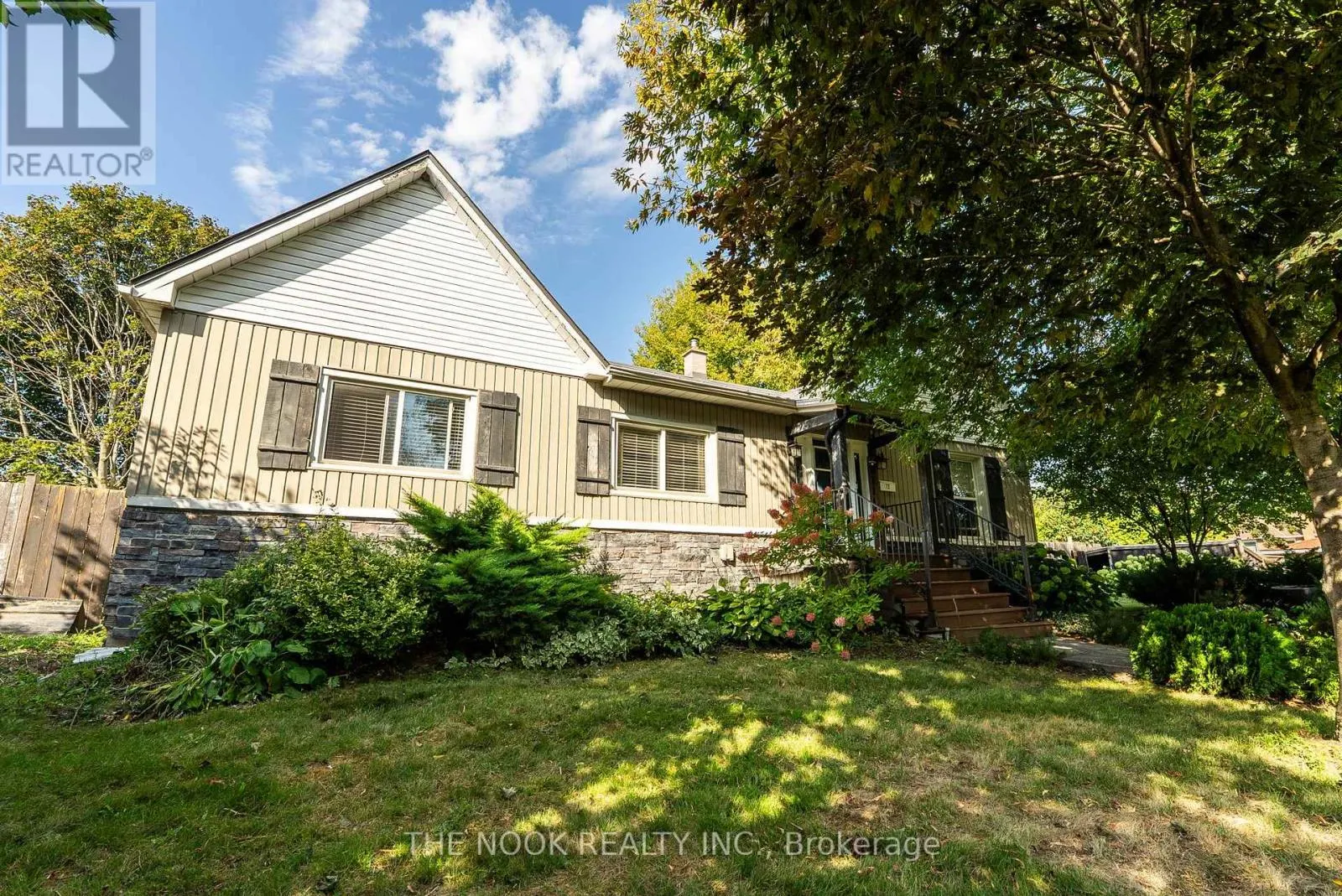 73 WAVERLEY ROAD