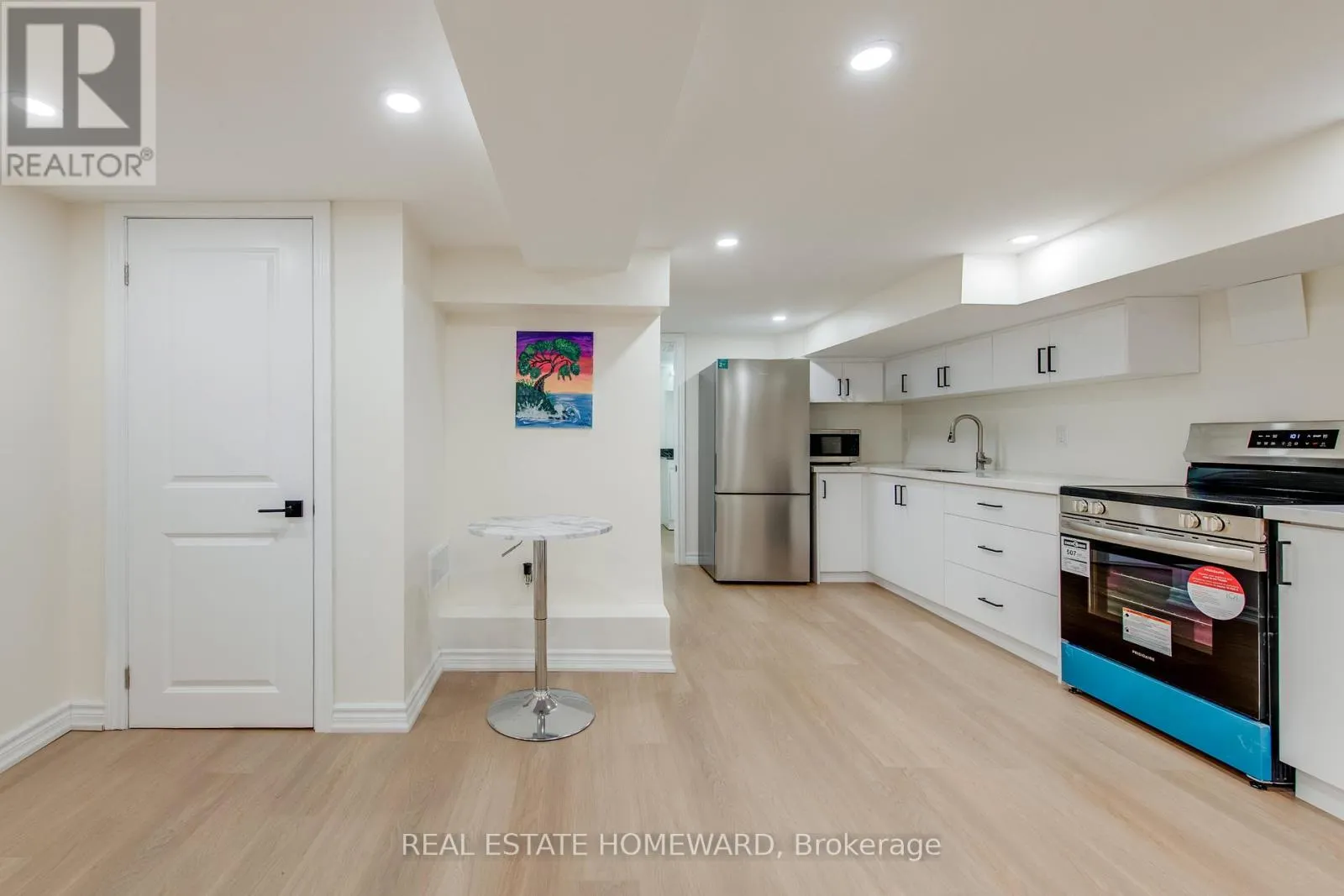 353 VICTORIA PARK AVENUE