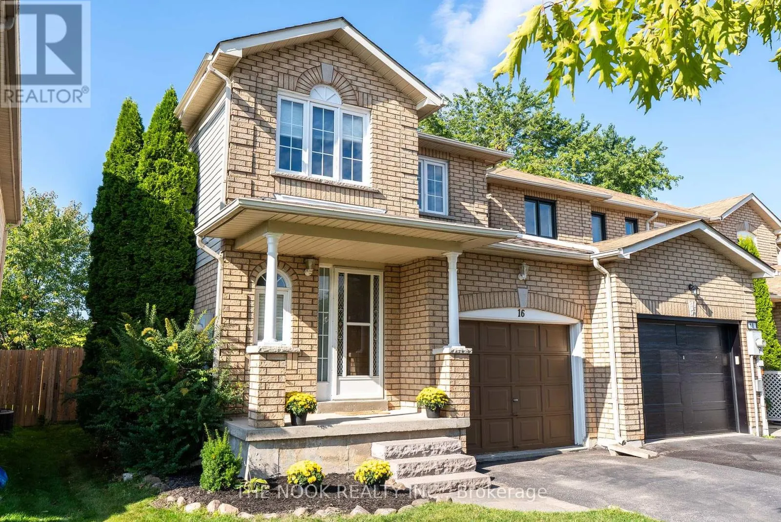 16 SOMERSCALES DRIVE