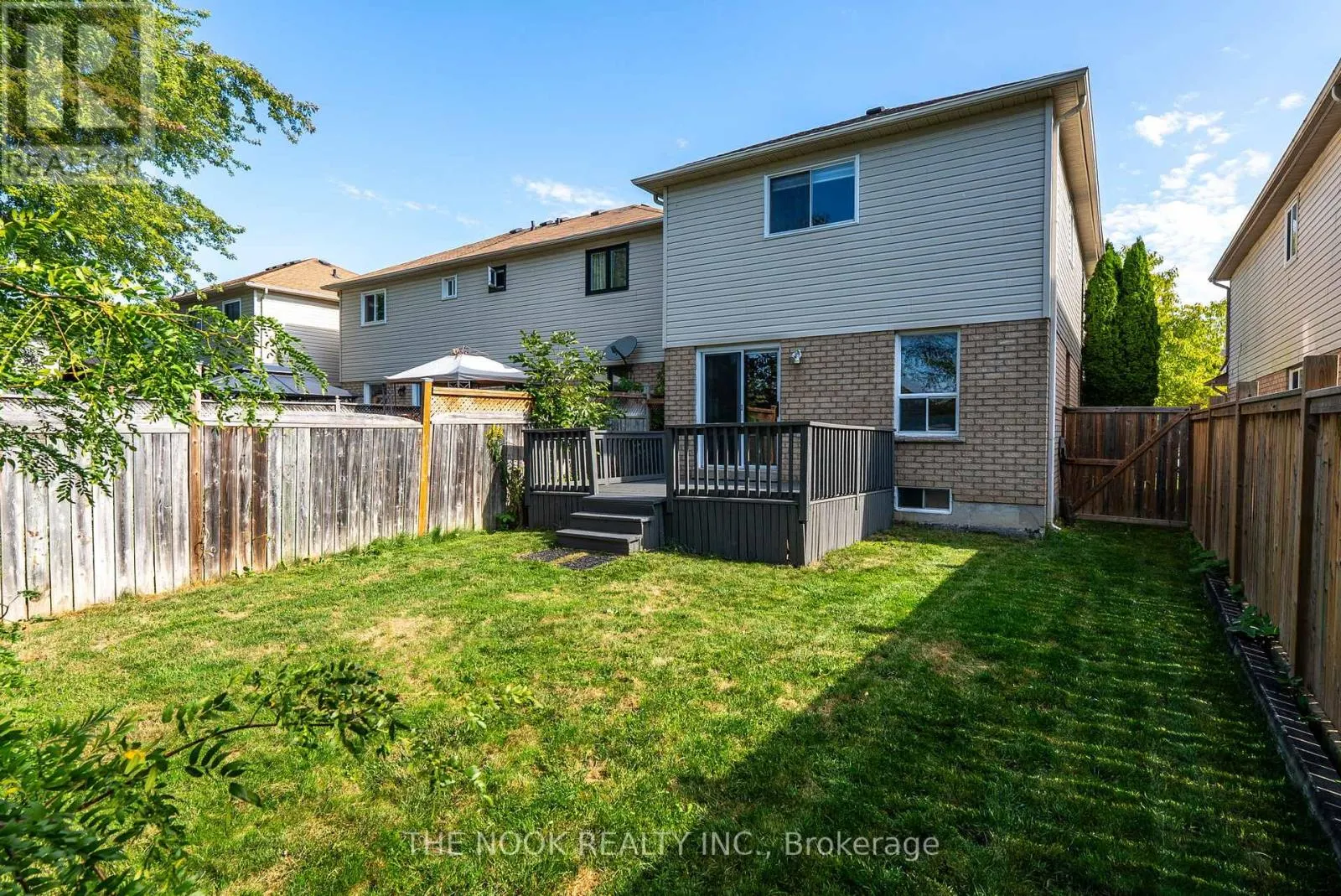 16 SOMERSCALES DRIVE