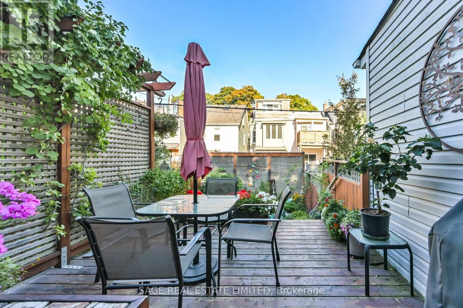 81 EMPIRE AVENUE