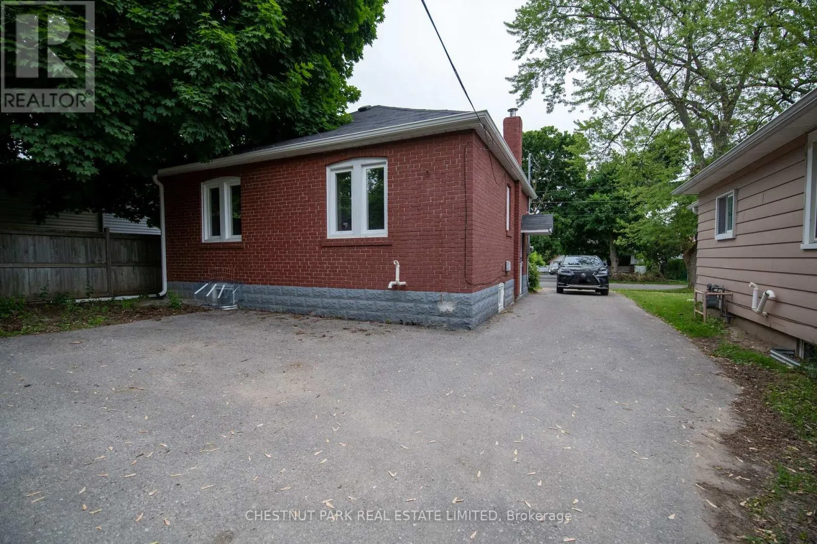 174 GIBBONS STREET