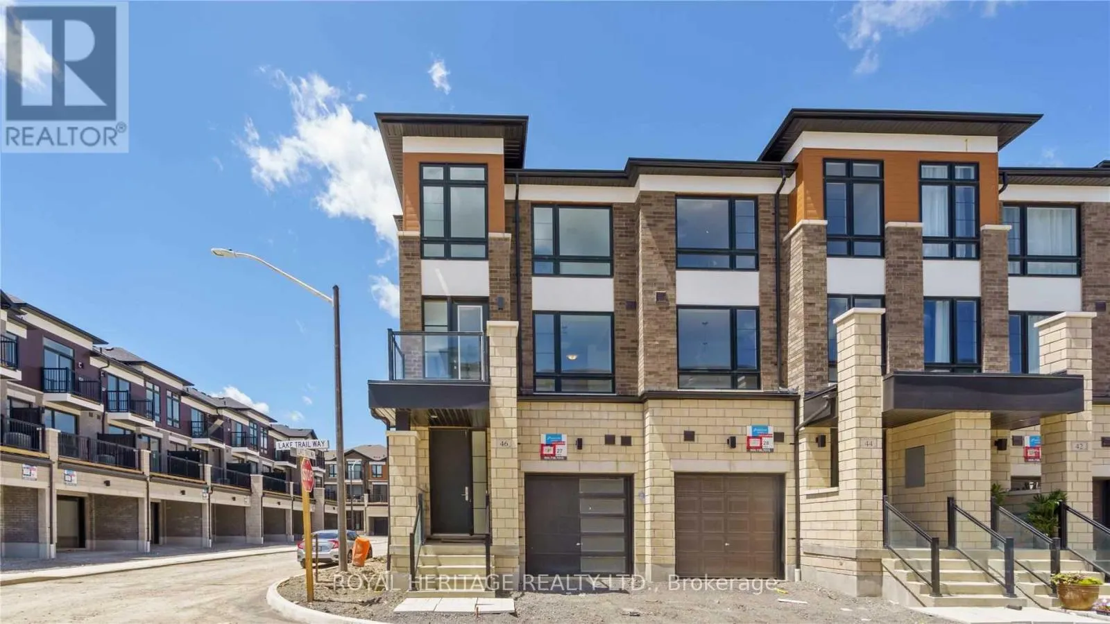 46 LAKE TRAIL WAY