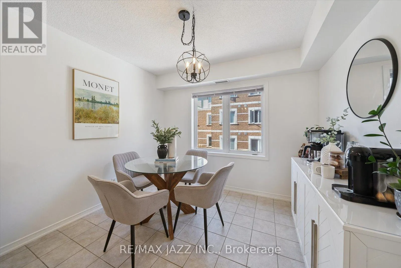 205 - 120 ASPEN SPRINGS DRIVE, #205