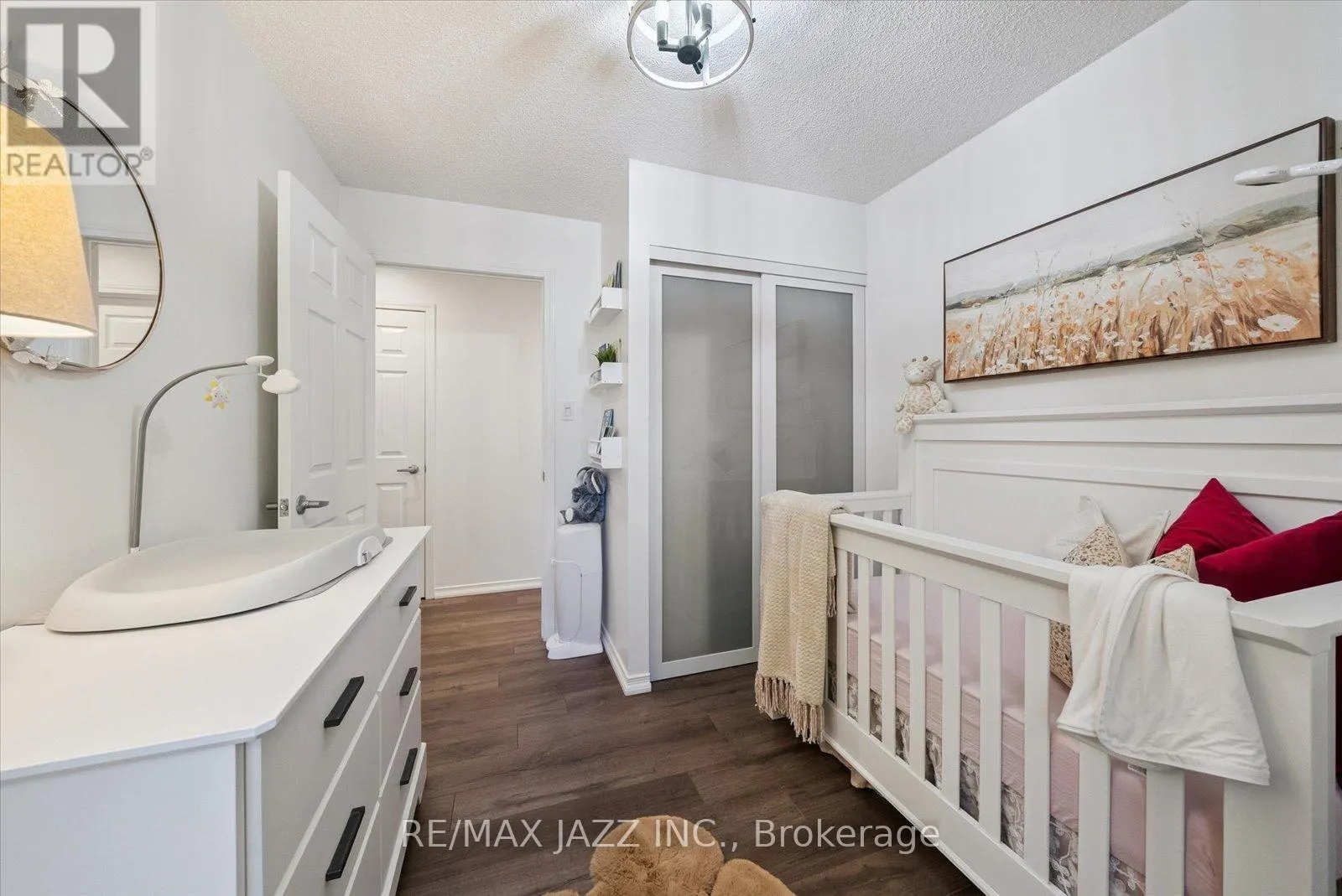 205 - 120 ASPEN SPRINGS DRIVE, #205
