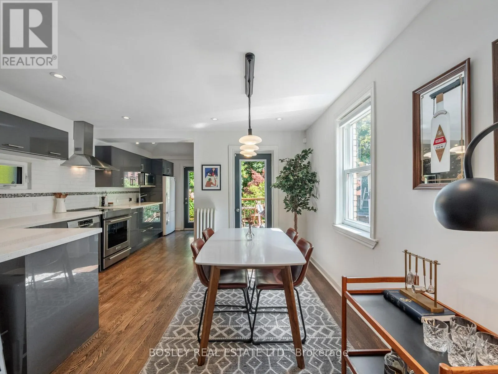 25 NEWMAN AVENUE