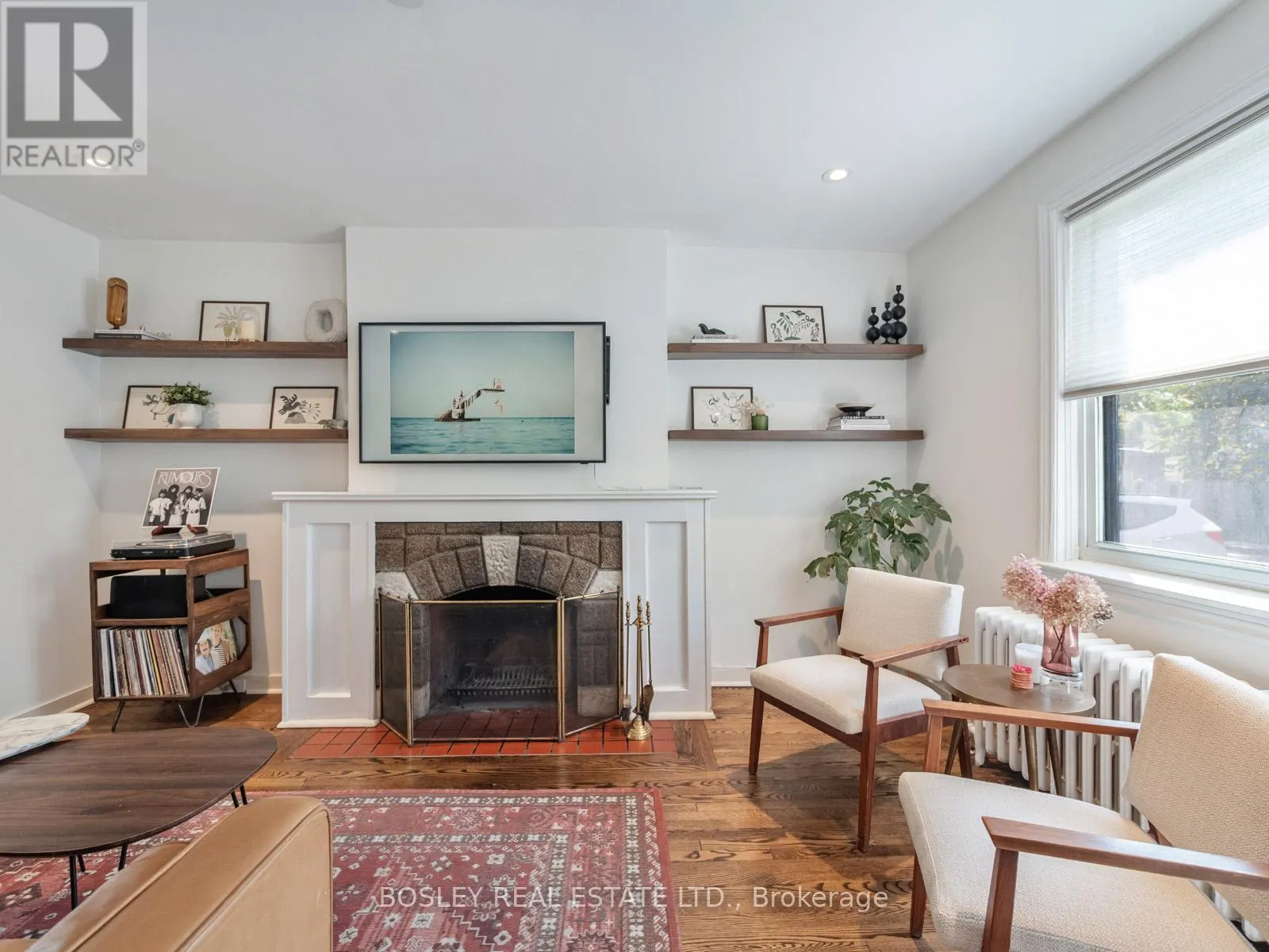 25 NEWMAN AVENUE