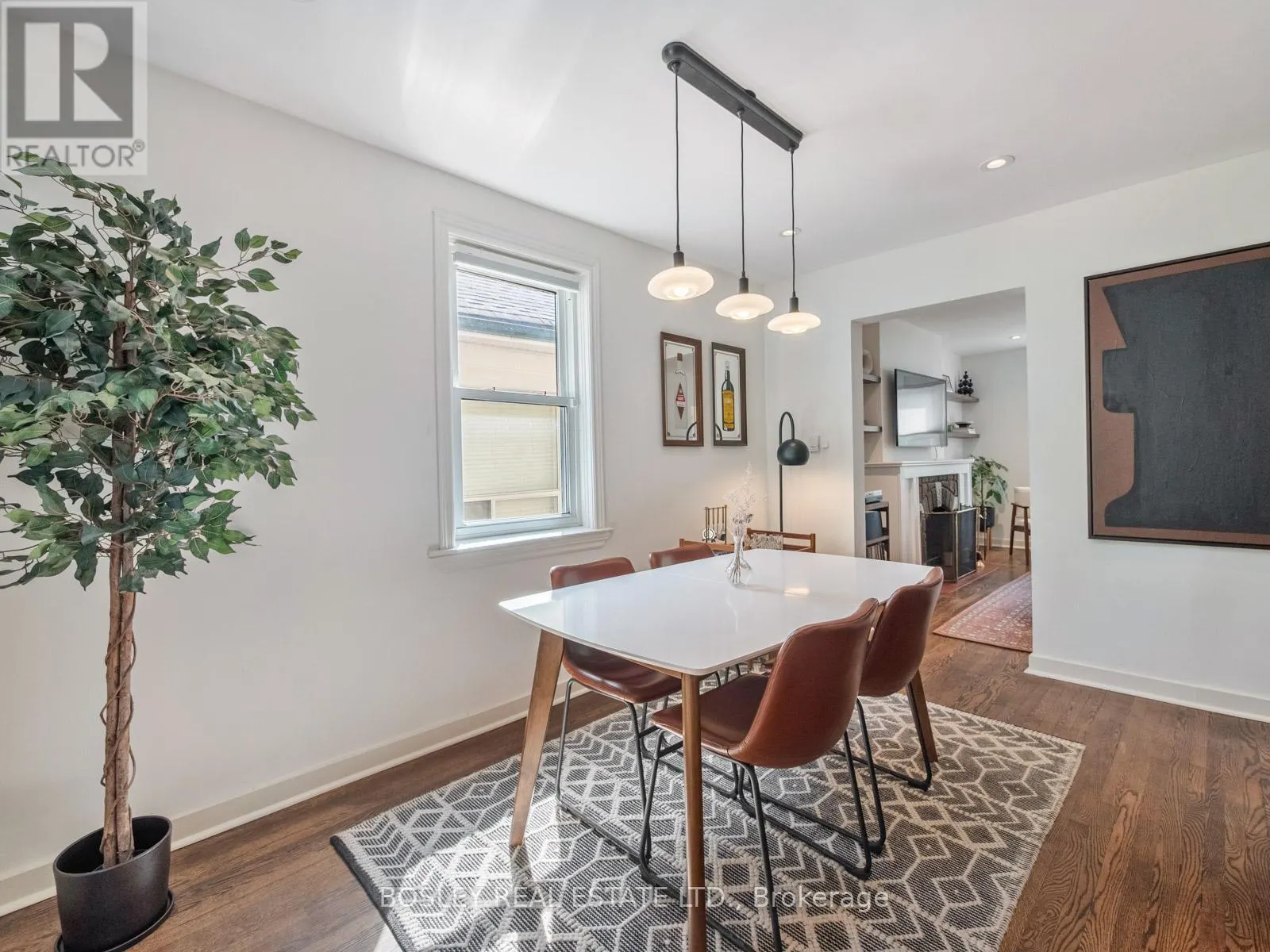 25 NEWMAN AVENUE