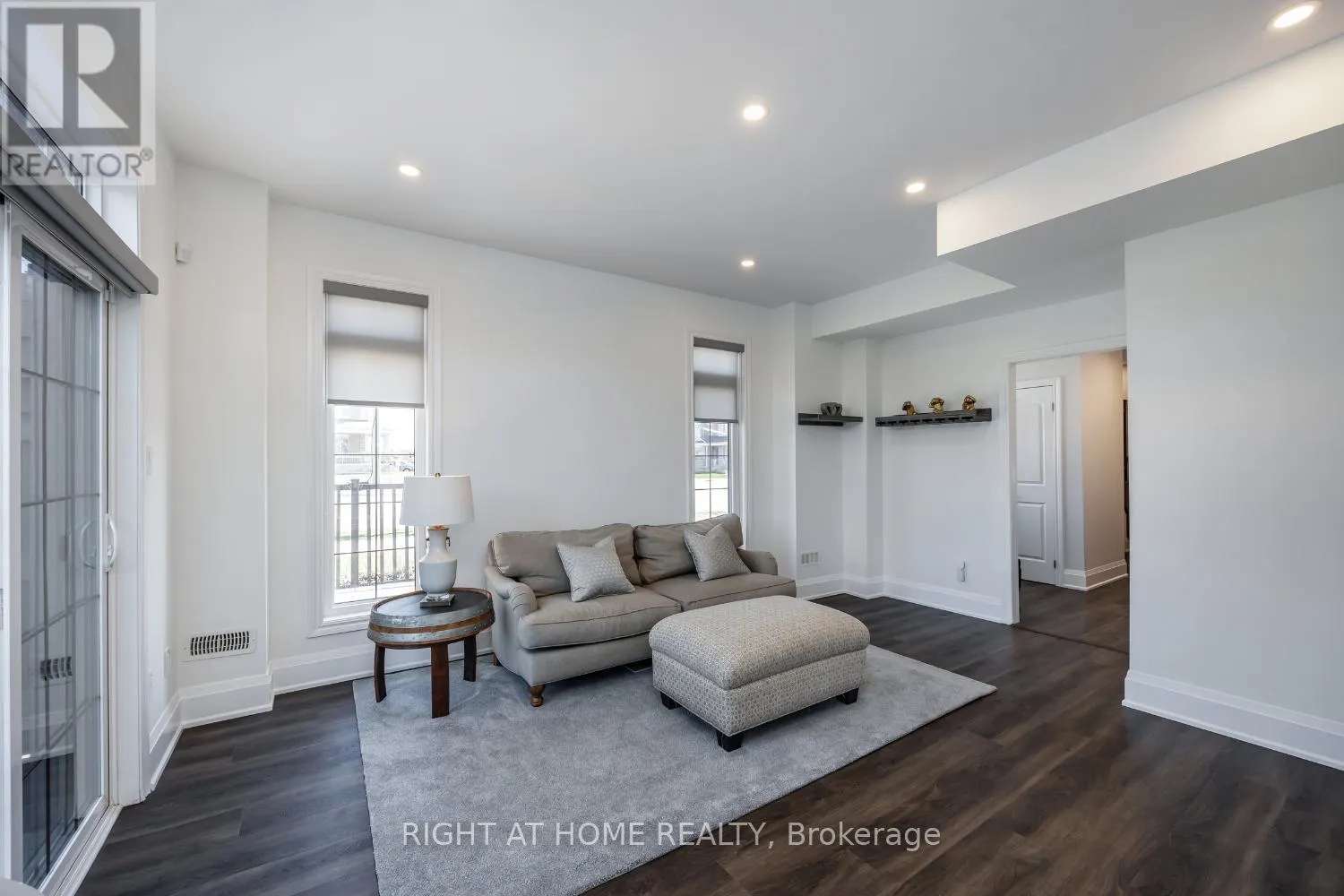 14 SEAGRAVE LANE